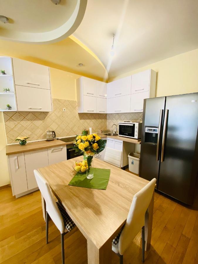 'M&M' Two Bedroom Apartment In Center Of Budva Buitenkant foto